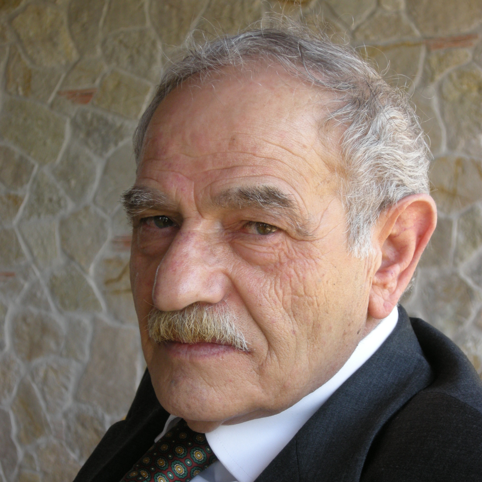Dr. Santino Bonsera profile picture.